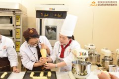 到底学什么专业好呢？西点是你的不二选择