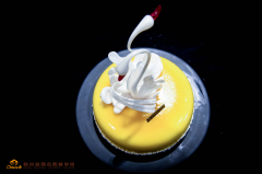 学西点当学徒好？还是选择正规培训班好？